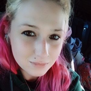 Meet your Posher, Marissa